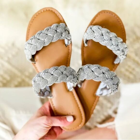 Steve Madden Dolay Shiny Sandal - new in box - Picture 1 of 8